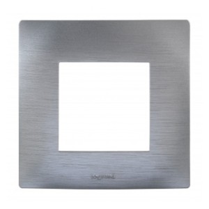 Legrand Lyncus Brushed silver plate + frame 2 M White