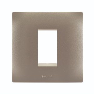 Legrand Lyncus Champagne plate + frame 1 M White