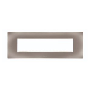 Legrand Lyncus Matt Silver plate + frame 8 M Horizontal White